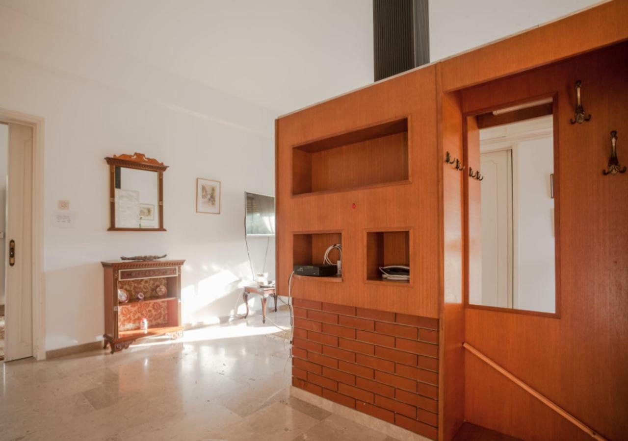 Sunny Family Home By The Beach Limassol Extérieur photo