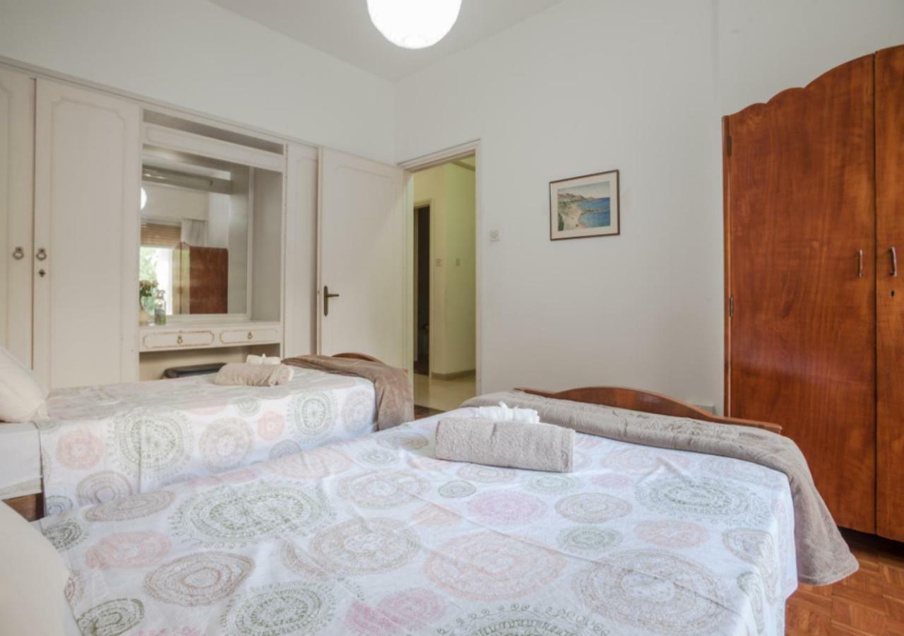 Sunny Family Home By The Beach Limassol Extérieur photo