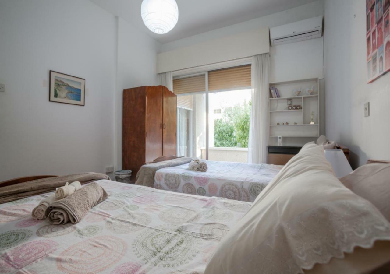 Sunny Family Home By The Beach Limassol Extérieur photo