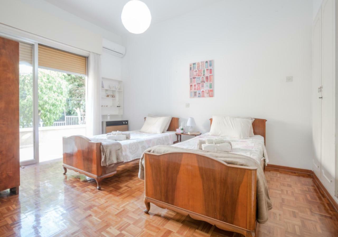 Sunny Family Home By The Beach Limassol Extérieur photo